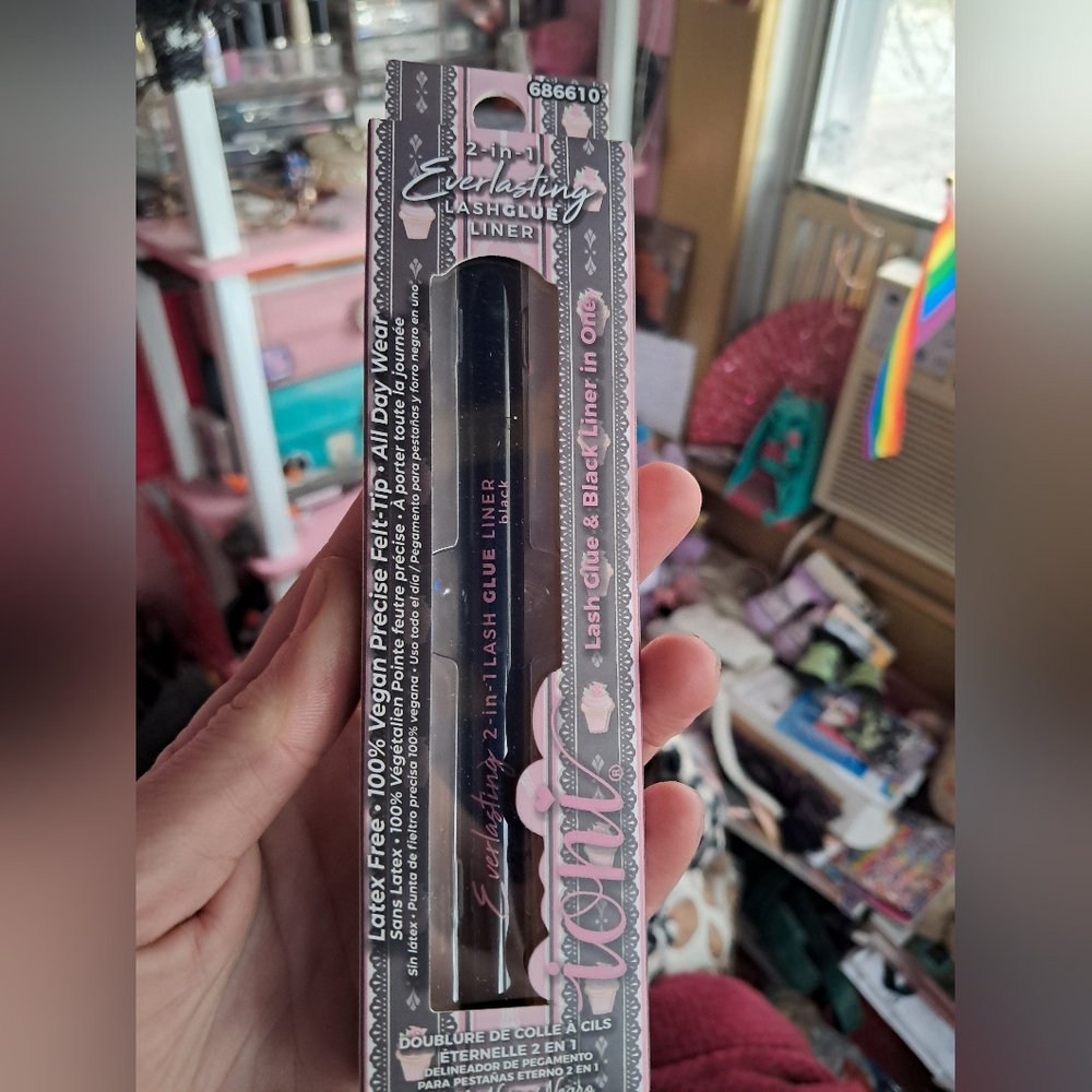 ipsy Everlasting Lash Glue Liner -Black- WORLD CHANGING!!!